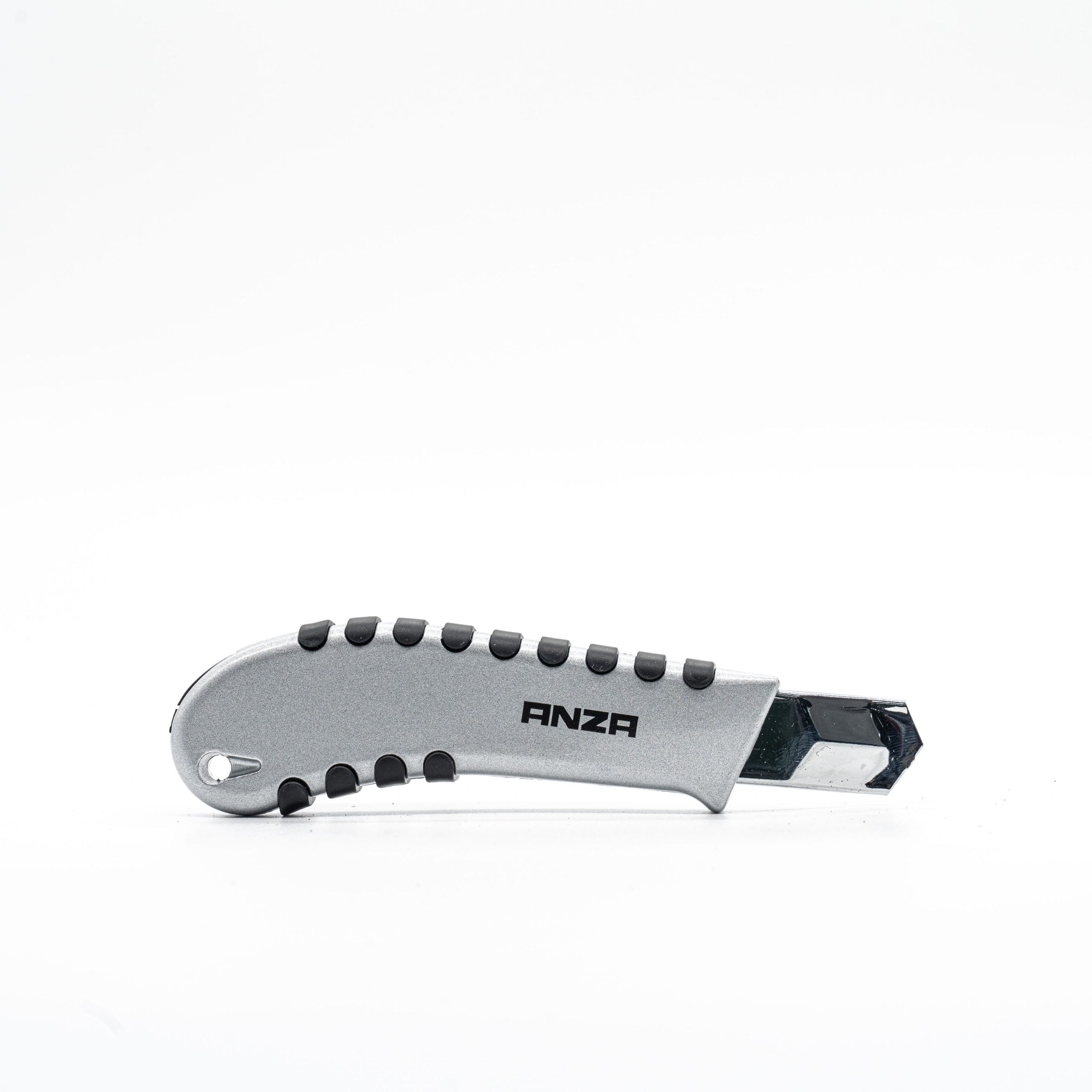 Knife with Single Snap-Off Blade
